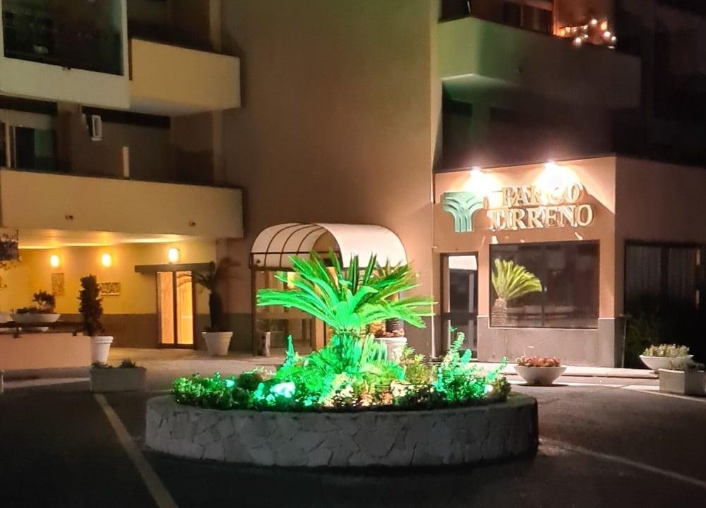 Parco Tirreno Hotel Rome Exterior photo