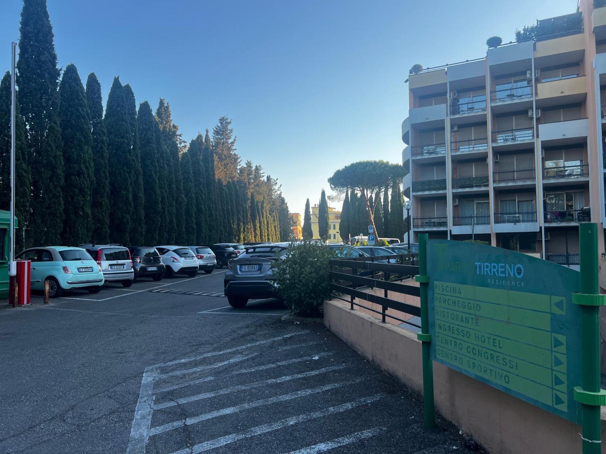 Parco Tirreno Hotel Rome Exterior photo