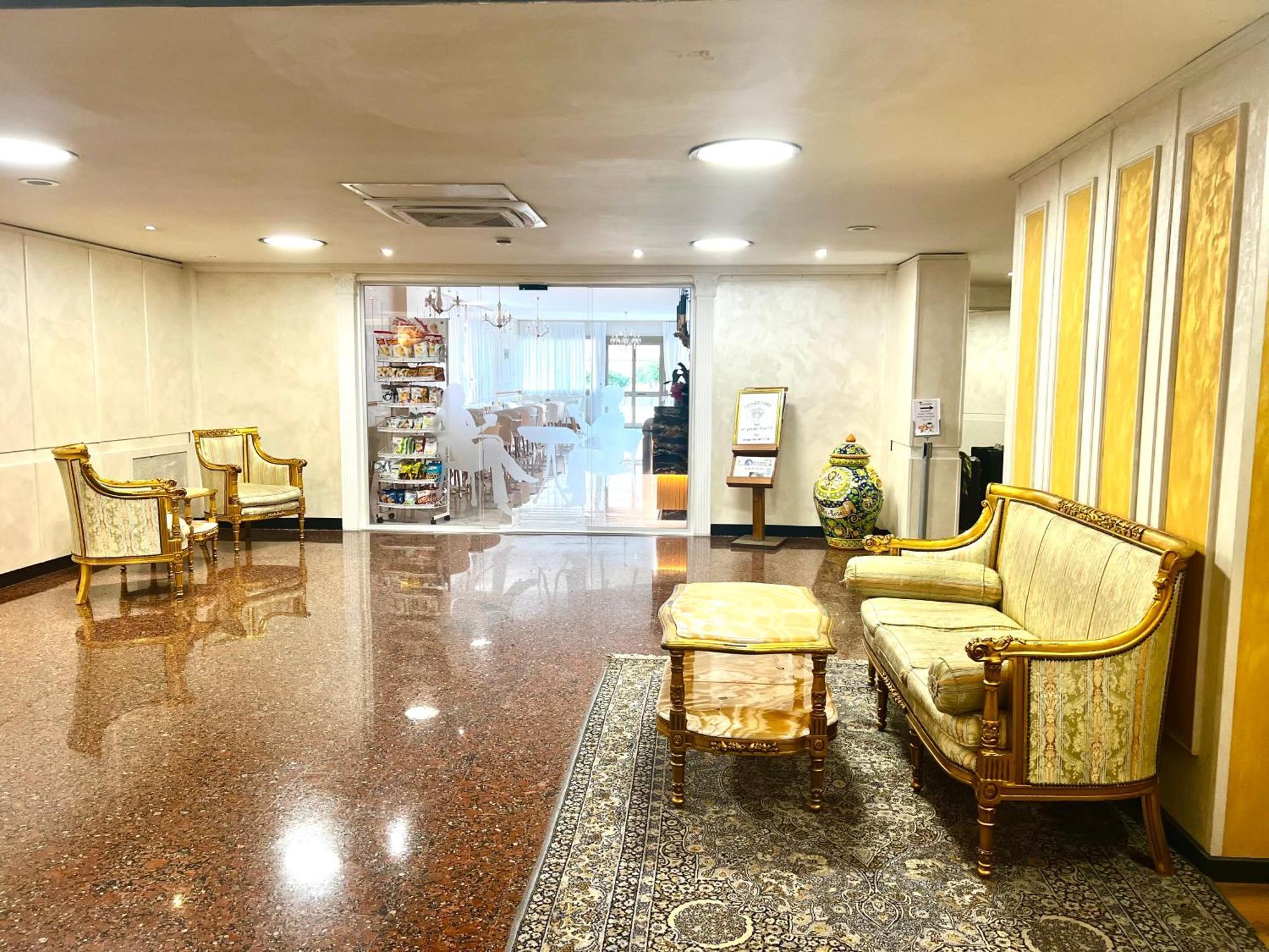 Parco Tirreno Hotel Rome Exterior photo